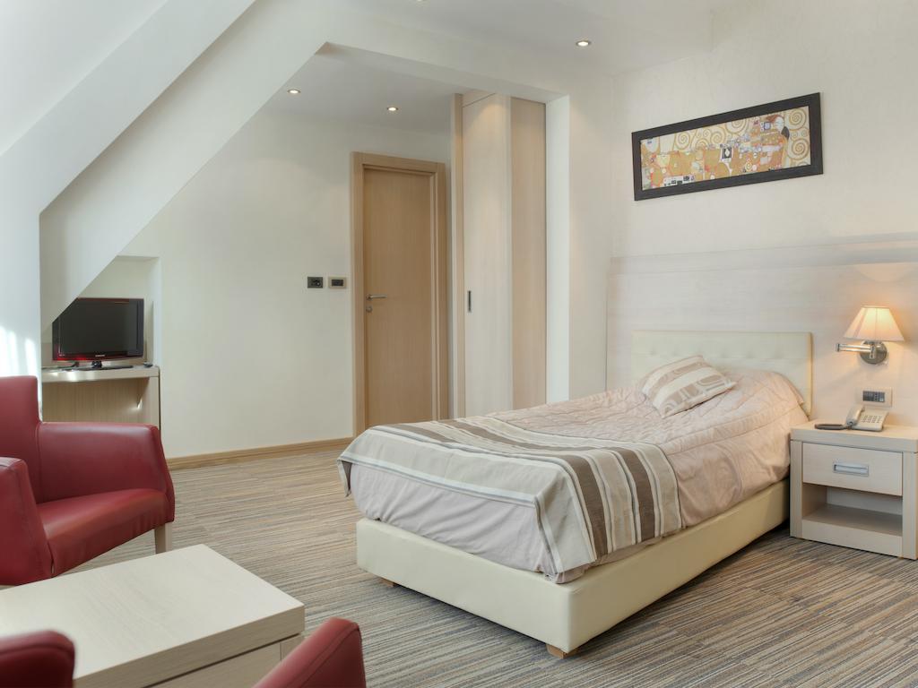 Hotel Angella Kopaonik Habitación foto